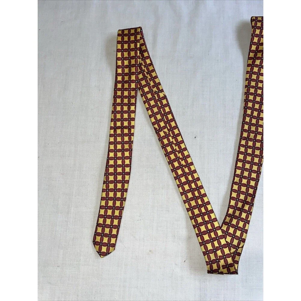 Brooks Brothers Makers Men’s Dress Tie Size 56” Yellow Geometric Business Formal